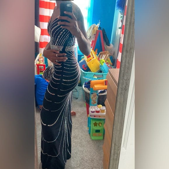 Cute Formal/Dinner Rhinestone Dress - Picture 7 of 11